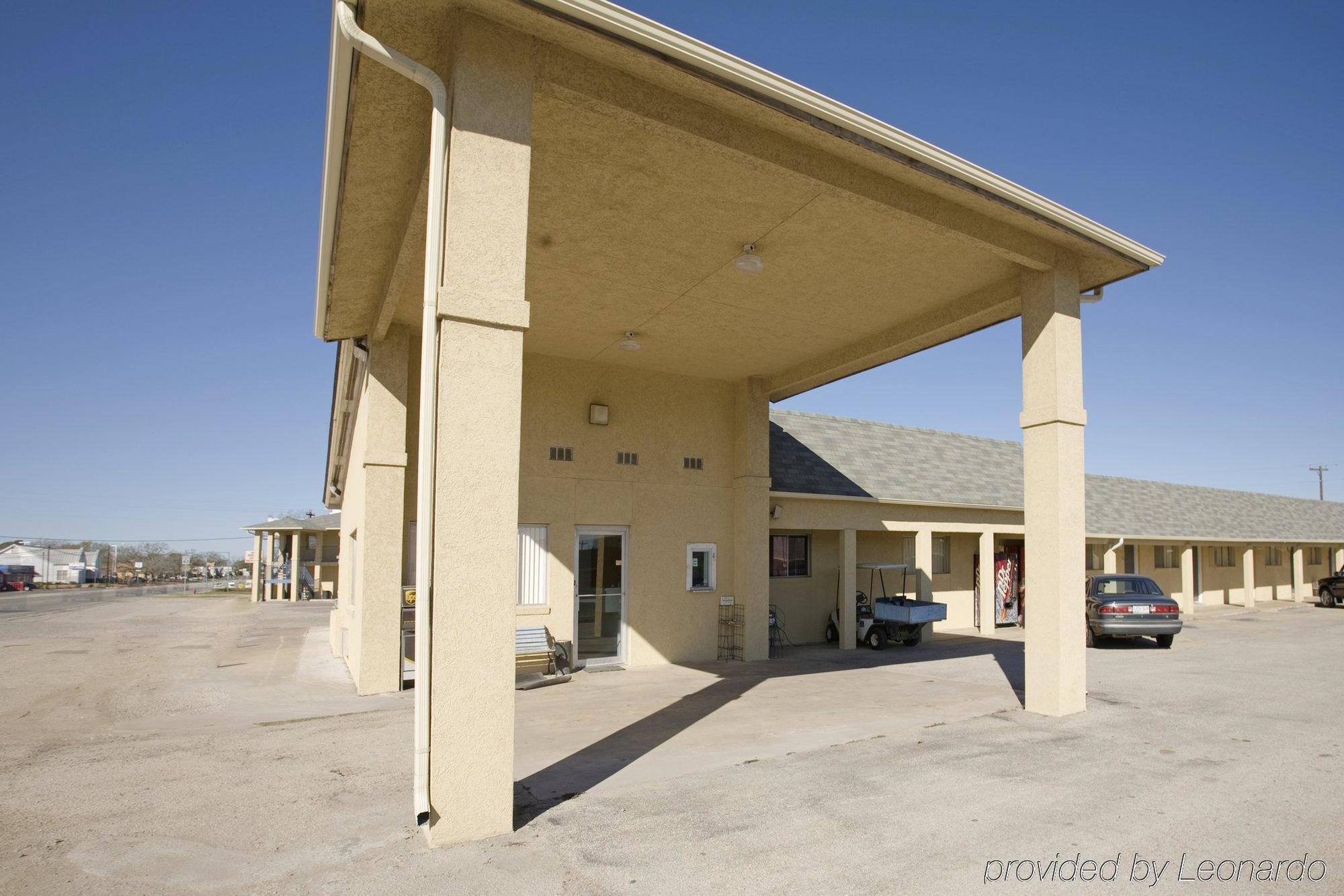 Americas Best Value Inn Гіддінгс Екстер'єр фото