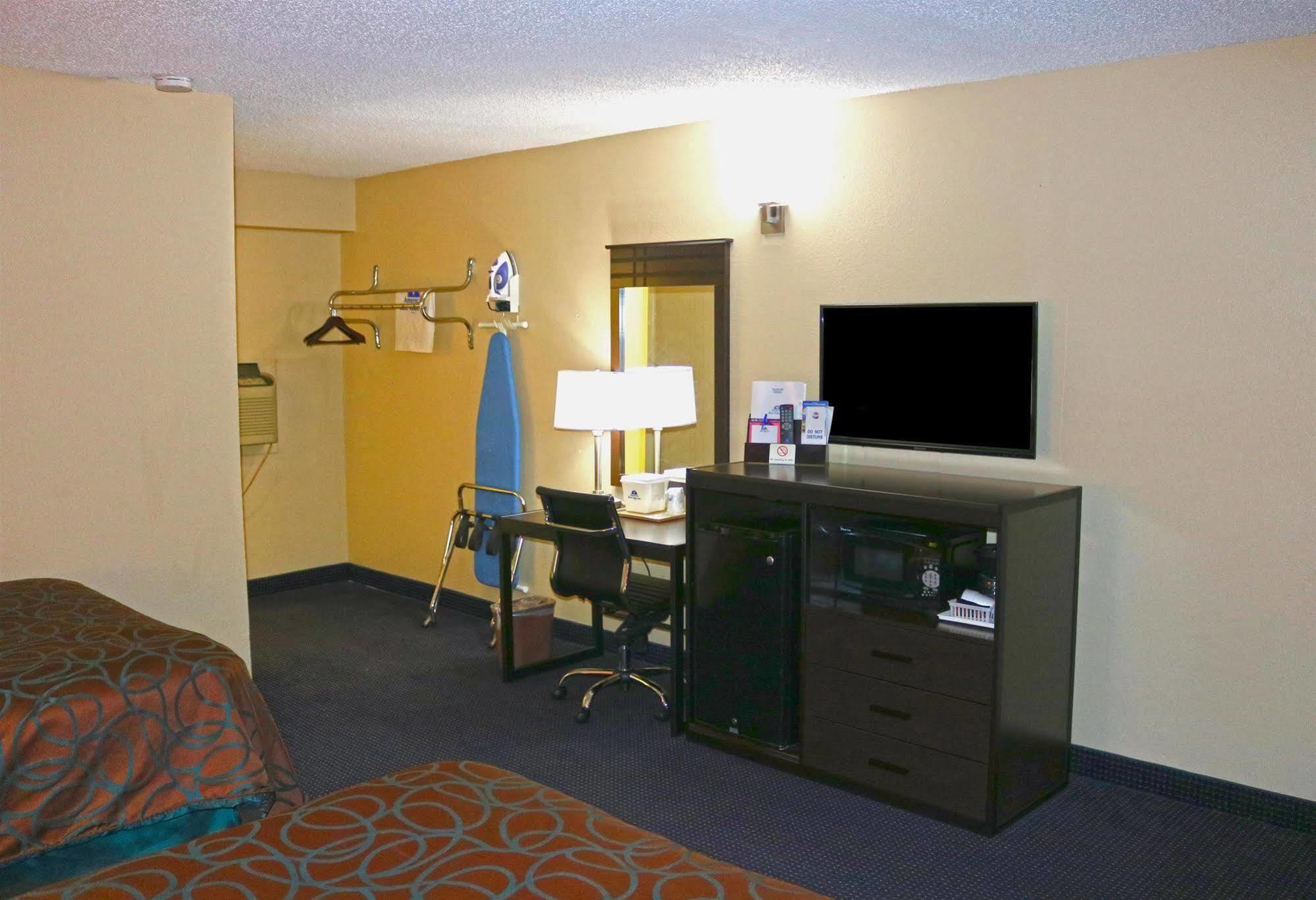 Americas Best Value Inn Гіддінгс Екстер'єр фото